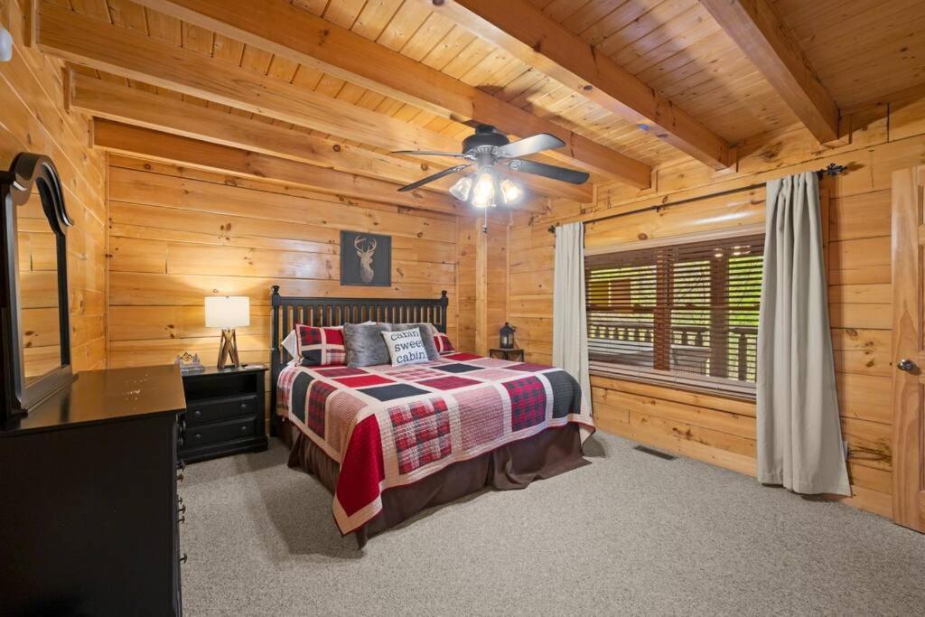 2-Bedroom Cabin With 2 Master Suites, Loft, Half-Bath And Hot Tub In A Serene Resort Setting Sevierville Extérieur photo