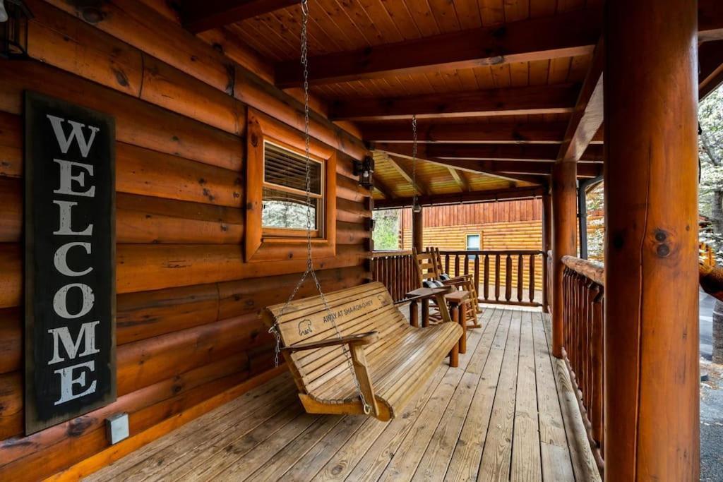 2-Bedroom Cabin With 2 Master Suites, Loft, Half-Bath And Hot Tub In A Serene Resort Setting Sevierville Extérieur photo